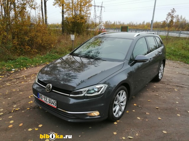 Volkswagen Golf VII 1.5 АВТОМАТ HIGHLINE