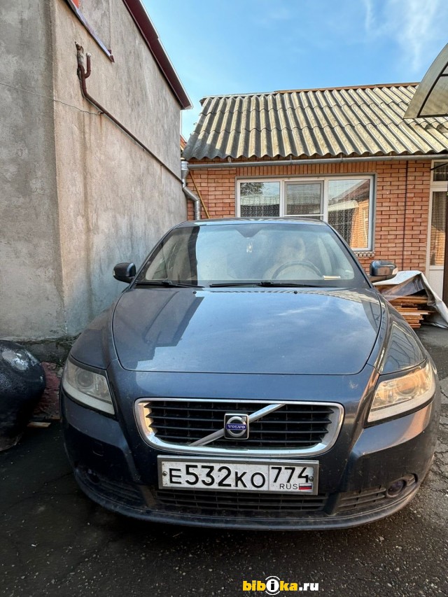 Volvo S40 2 поколение [рестайлинг] 1.6 MT (100 л.с.) 