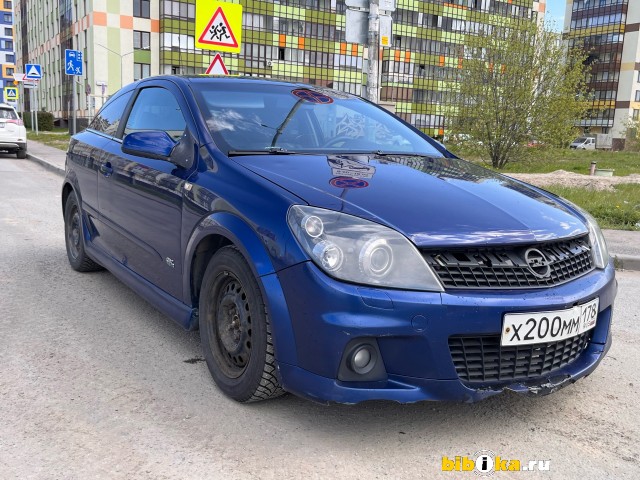 Opel Astra H 1.8 AT (140 л.с.) cosmo