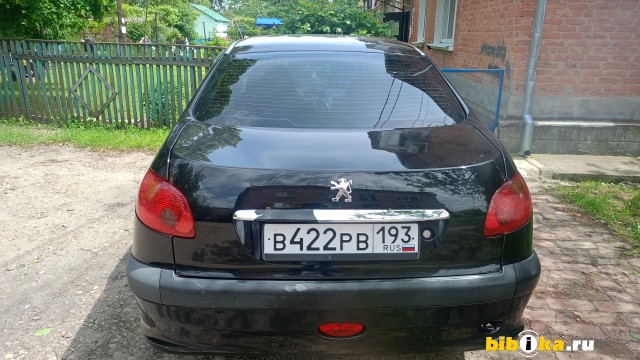 Peugeot 206 1 поколение [рестайлинг] 1.4 MT (75 л.с.) 