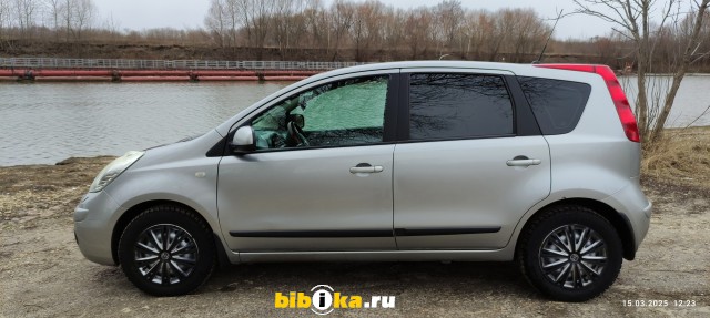 Nissan Note E11 1.4 MT (86 л.с.) Luxury