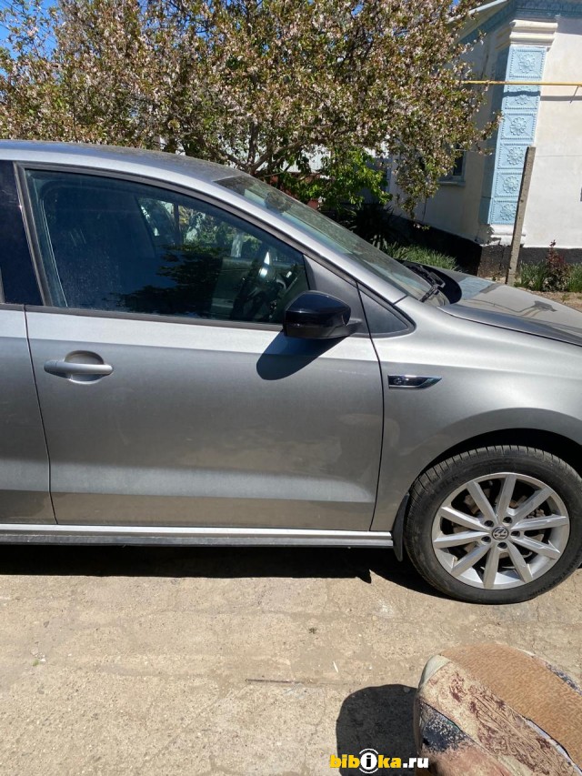 Volkswagen Polo 1.4  TSI MT (125л.с) 