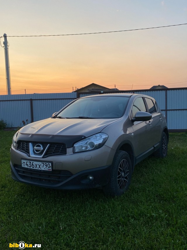Nissan Qashqai  SE