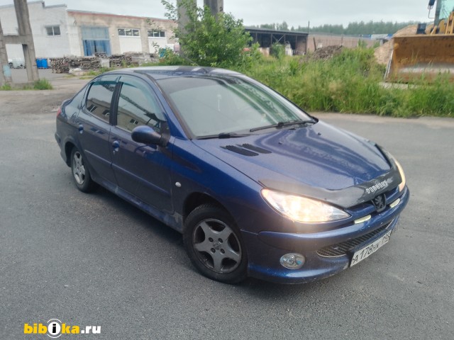 Peugeot 206 1 поколение [рестайлинг] 1.6 AT (110 л.с.) 