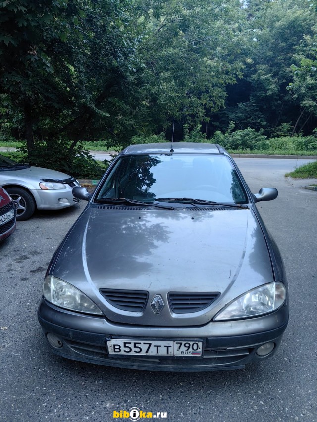 Renault Megane 1 поколение [рестайлинг] 1.6 MT (107 л.с.) Базовая