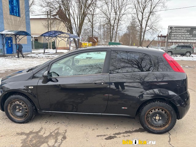Fiat Punto 3 поколение 1.4 MT (77 л.с.) 