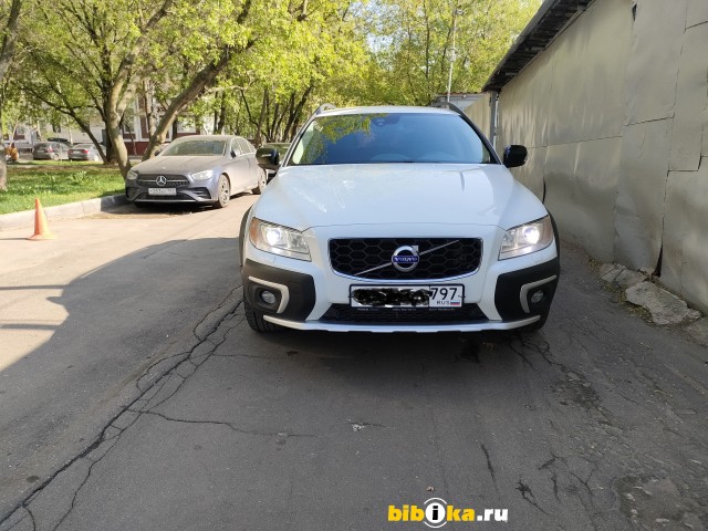Volvo XC 70  