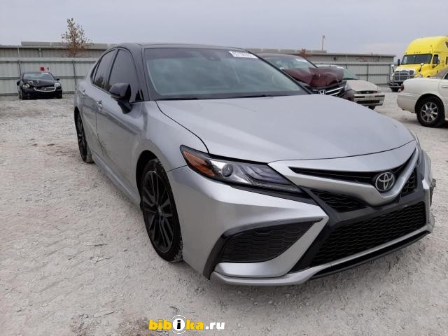 Toyota Camry XV50 2.5 AT (181 л.с.) 