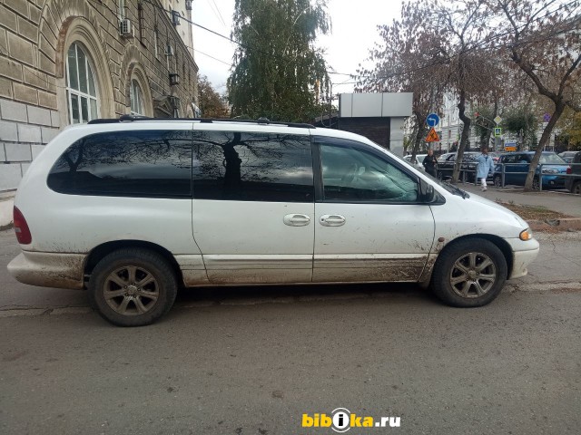Dodge Ram Van минивен 