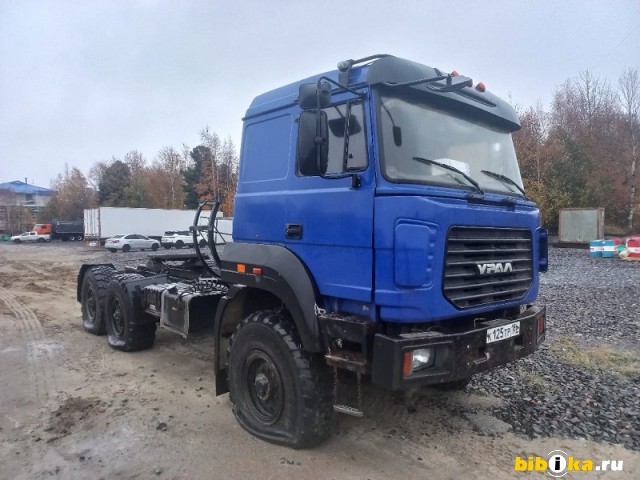 Урал 4420 2-3511-82 тягач
